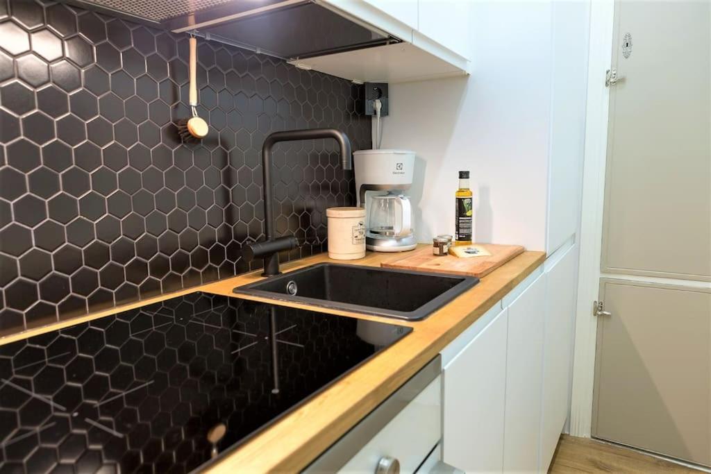Viihtyisae & Varusteltu Keskusta-Asunto Neljaelle! Tampere Extérieur photo