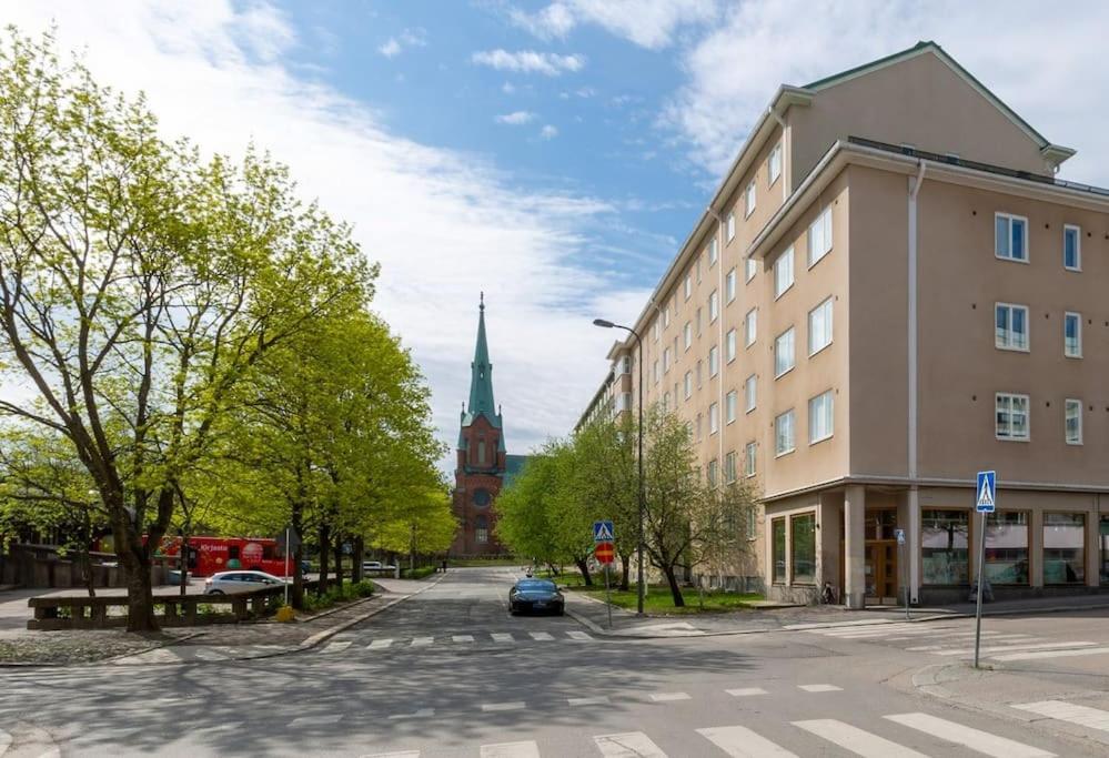 Viihtyisae & Varusteltu Keskusta-Asunto Neljaelle! Tampere Extérieur photo